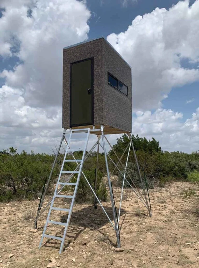 4x6 hunting blind on ladder tower